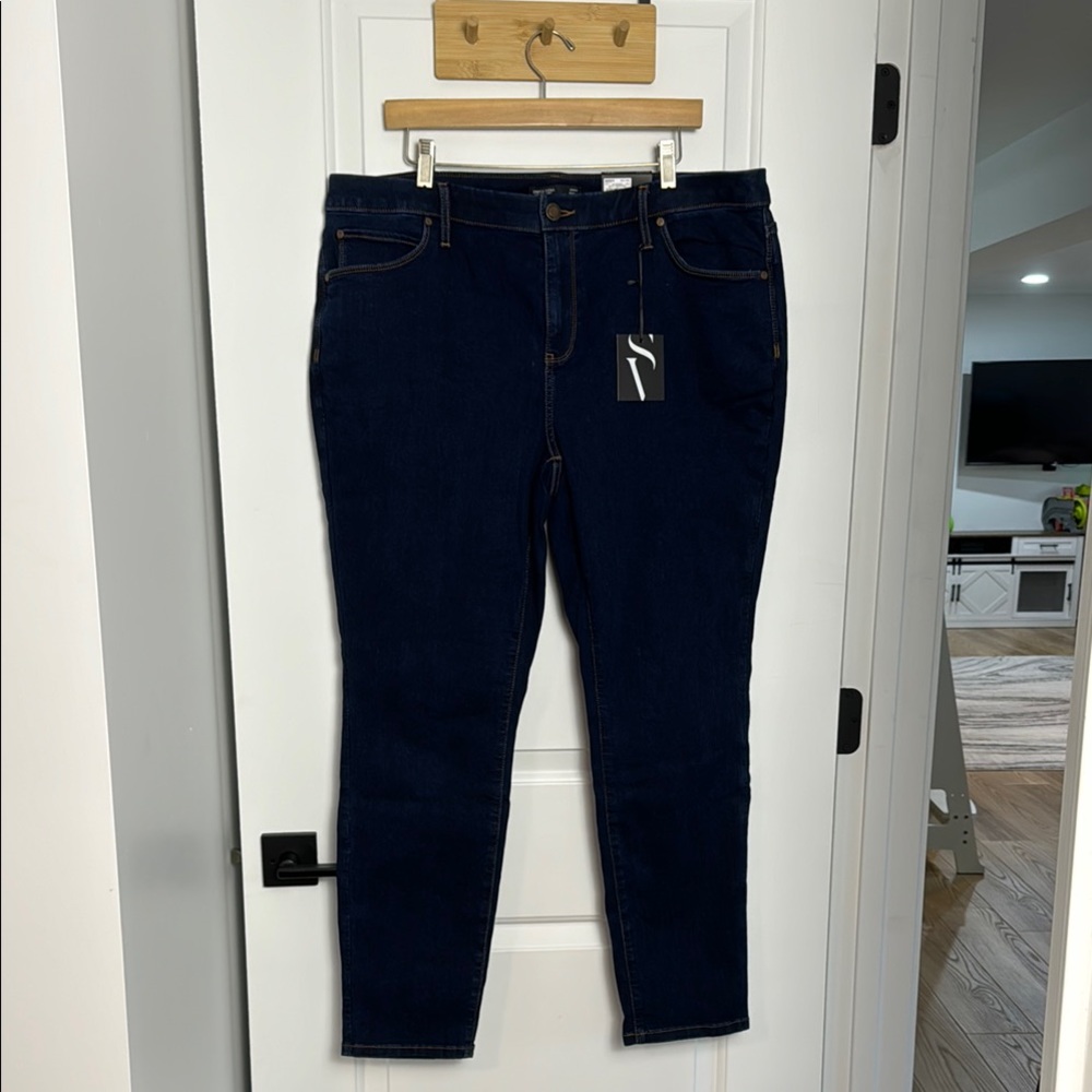 Simply Vera Wang Dark Blue denim Jeans